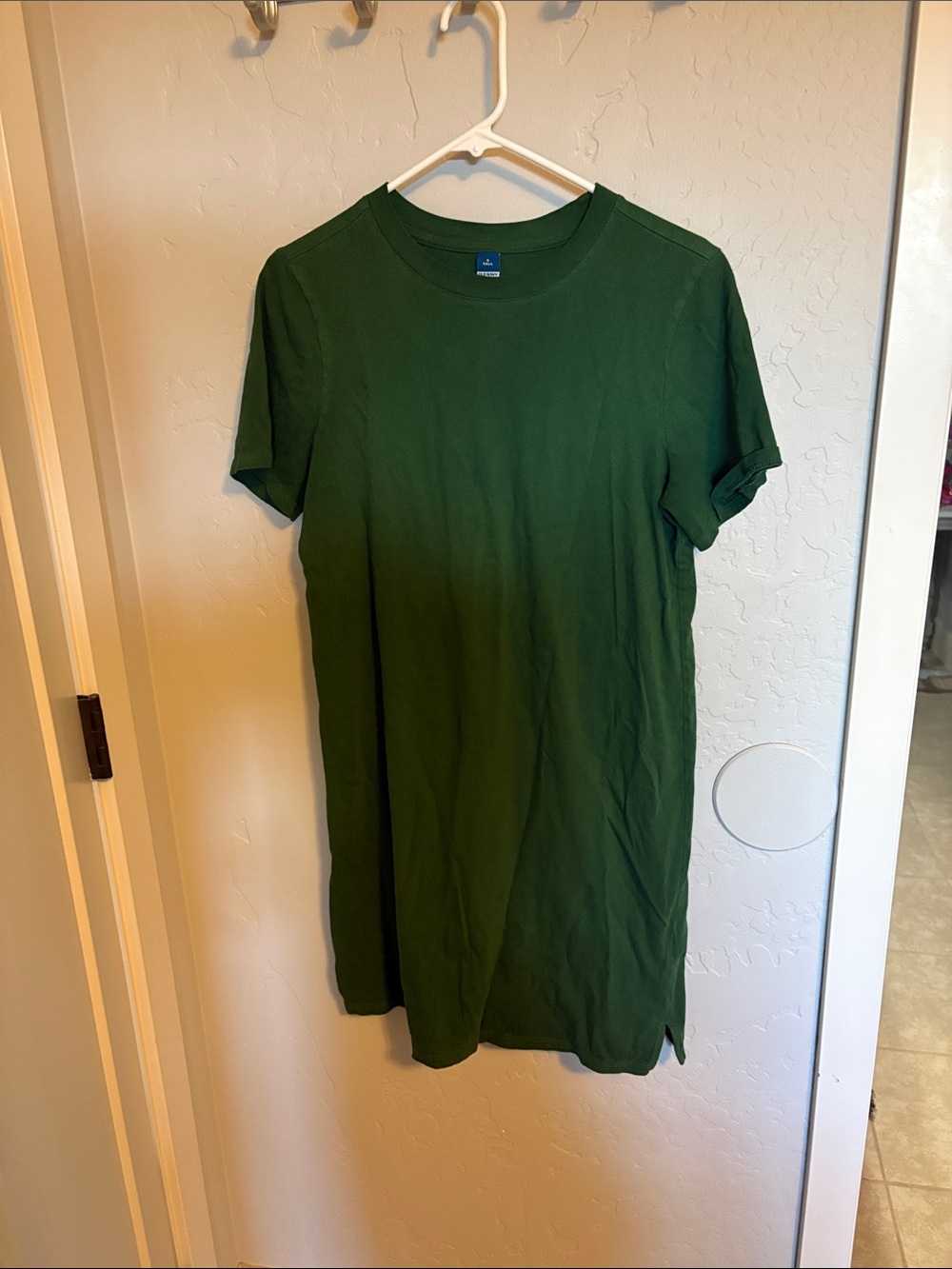 Old Navy Forest Green Midi T-Shirt Dress